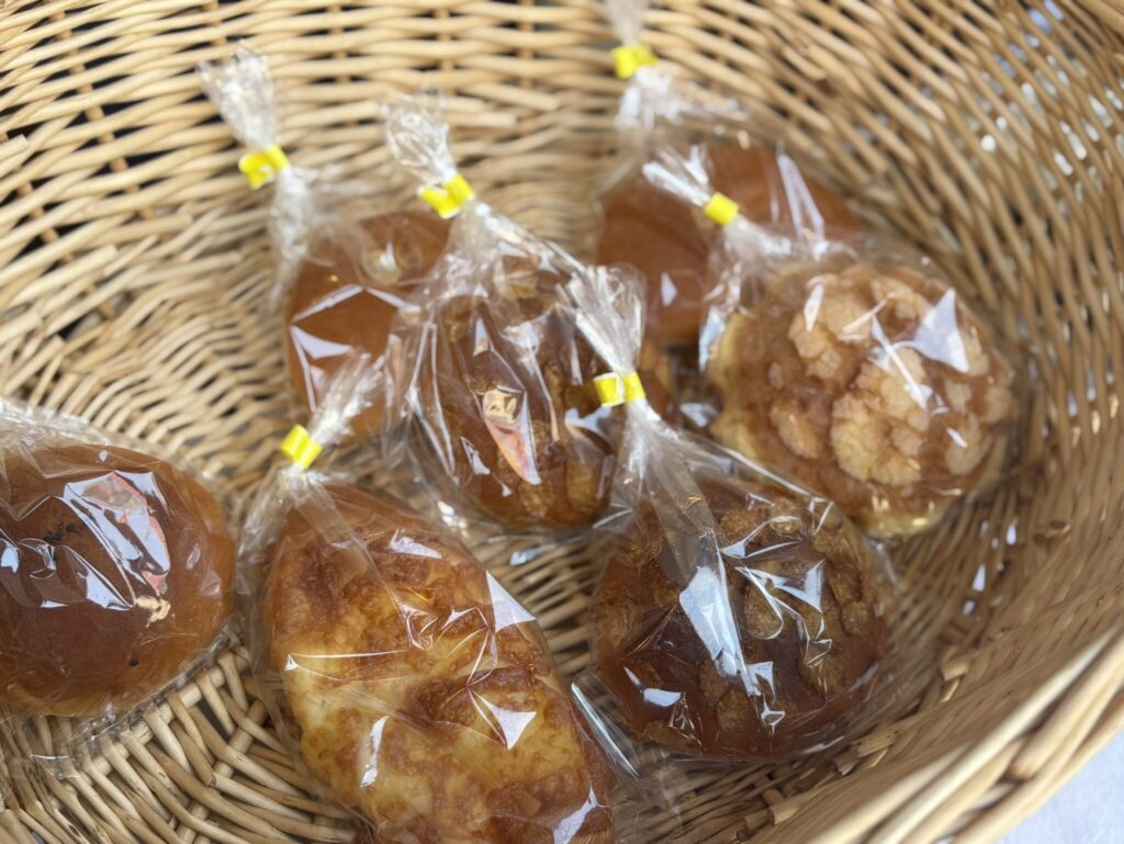 コーヒーとともにパンや鯛焼きはいかがですか？